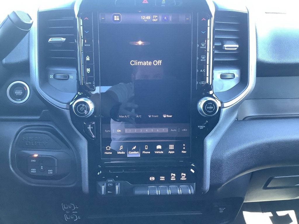 2027 RAM Ram 2500 RAM 2500 BLACK EXPRESS CREW CAB 4X4 6'4' BOX