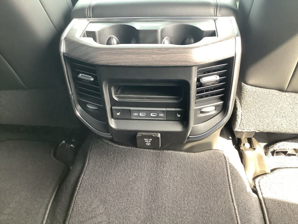 2026 RAM Ram 3500 RAM 3500 LARAMIE MEGA CAB 4X4 6'4' BOX