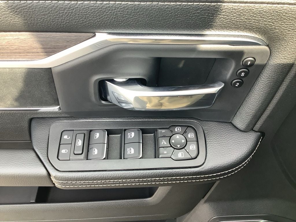 2026 RAM Ram 3500 RAM 3500 LARAMIE MEGA CAB 4X4 6'4' BOX