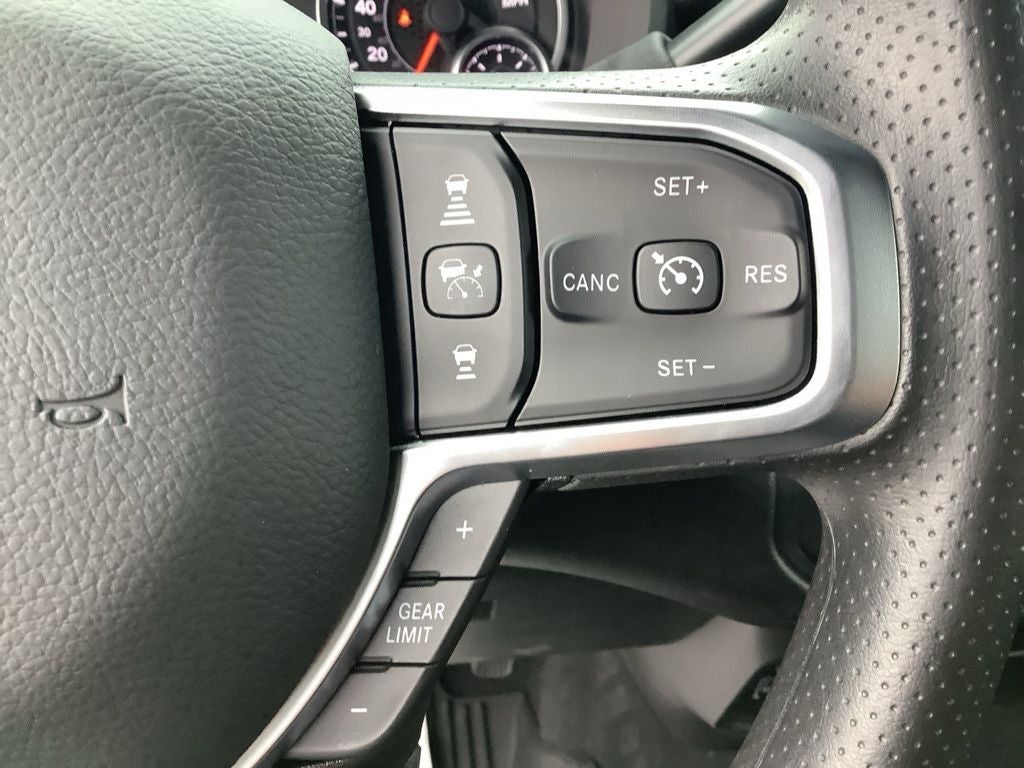 2026 RAM Ram 2500 RAM 2500 WARLOCK CREW CAB 4X4 6'4' BOX