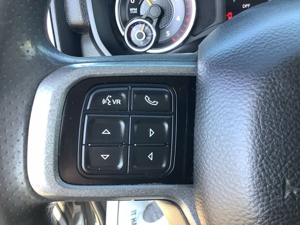 2019 RAM 2500 Tradesman Crew Cab 4x4 6'4' Box