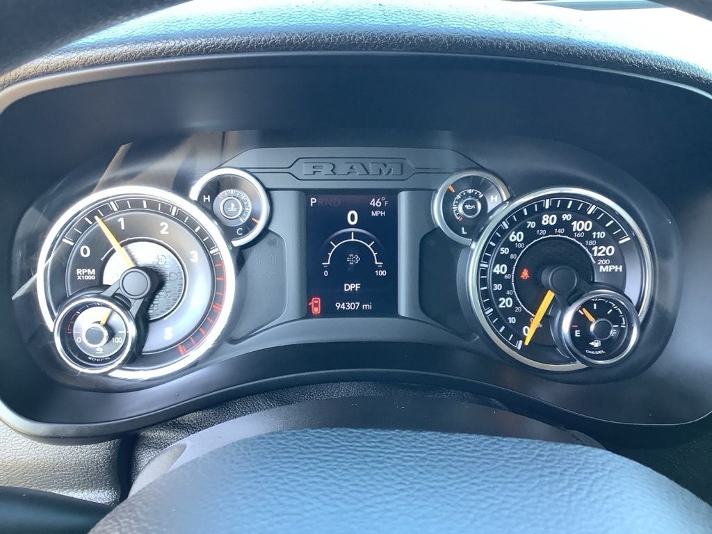 2019 RAM 2500 Tradesman Crew Cab 4x4 6'4' Box