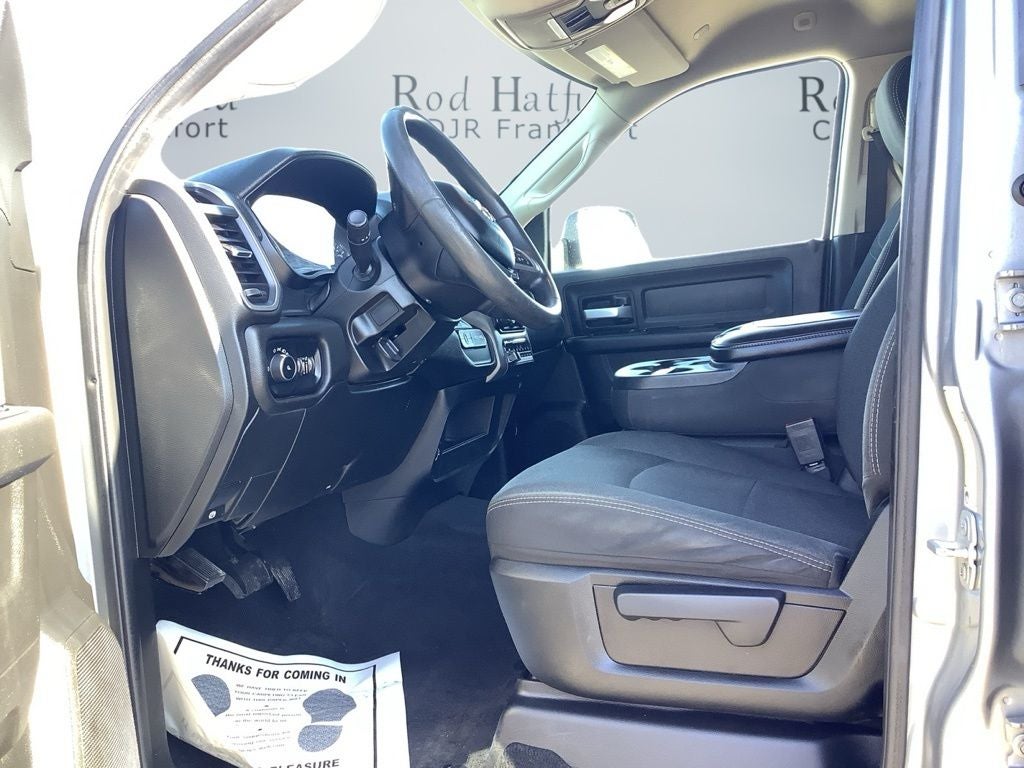 2019 RAM 2500 Tradesman Crew Cab 4x4 6'4' Box