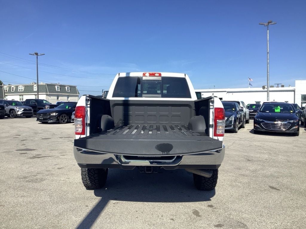 2024 RAM 2500 Tradesman Crew Cab 4x4 6'4' Box