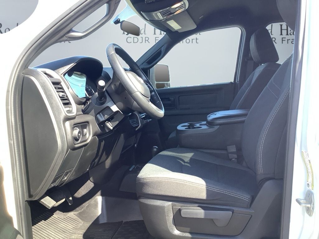 2024 RAM 2500 Tradesman Crew Cab 4x4 6'4' Box