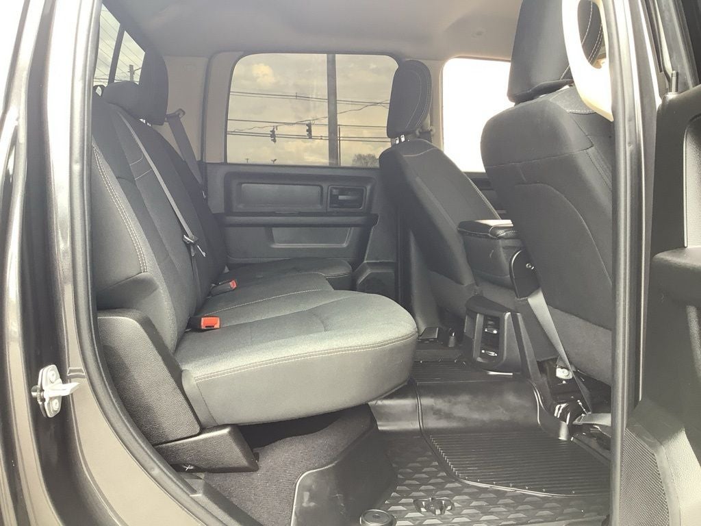 2020 RAM 2500 Tradesman Crew Cab 4x4 6'4' Box