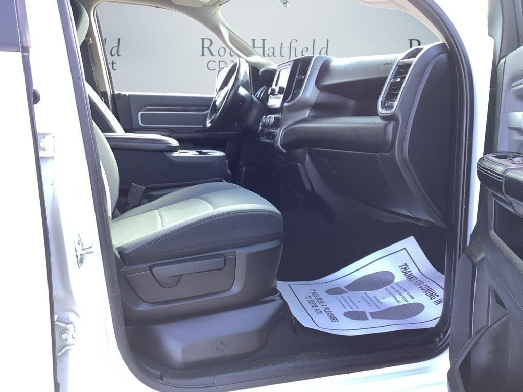 2020 RAM 2500 Big Horn Crew Cab 4X4 6'4' Box