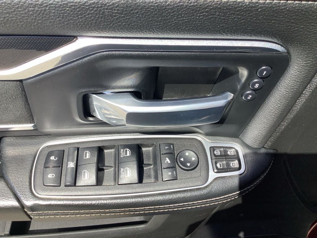 2023 RAM 2500 Laramie Crew Cab 4x4 6'4' Box