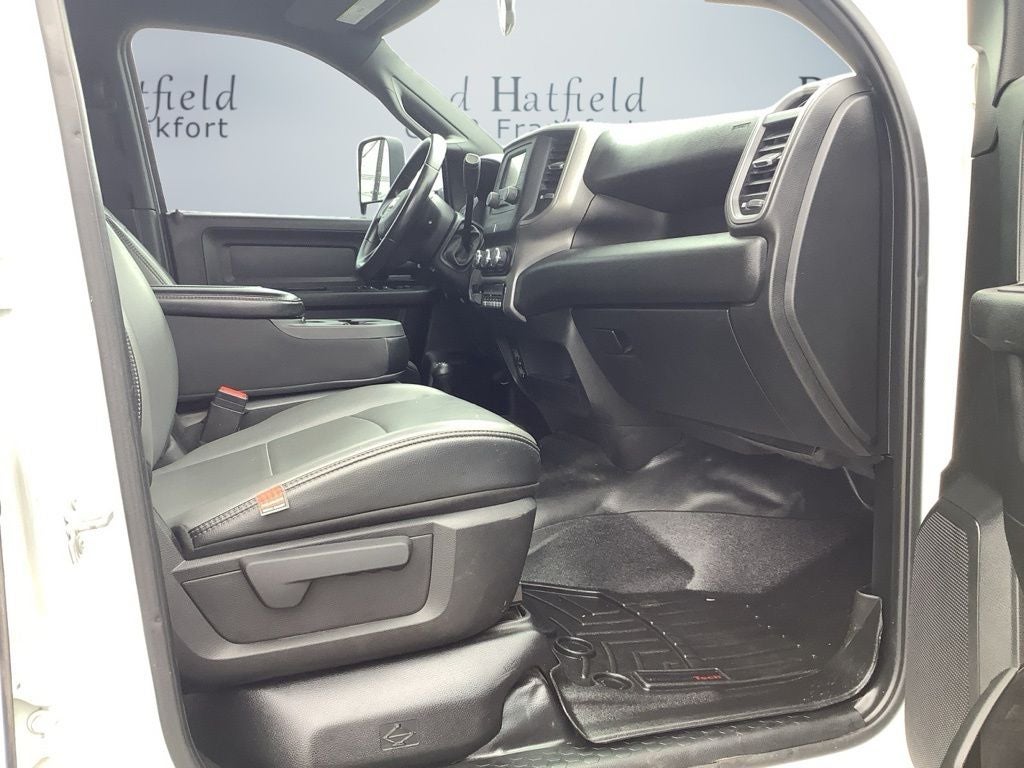 2022 RAM 5500 Chassis Tradesman/SLT/Laramie/Limited