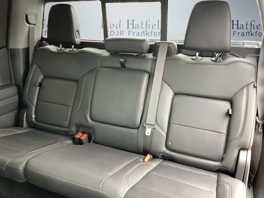 2024 GMC Sierra 1500 4WD Crew Cab Short Box SLT