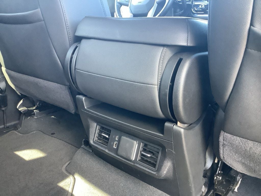 2025 GMC Sierra 1500 4WD Crew Cab Short Box SLT