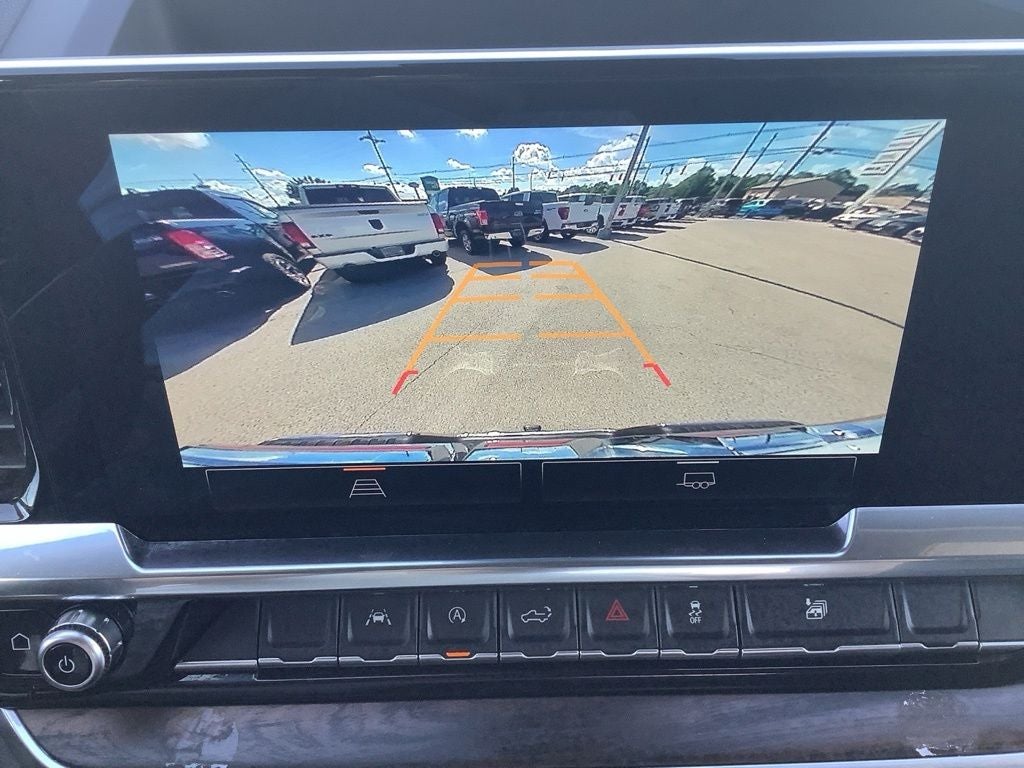 2025 GMC Sierra 1500 4WD Crew Cab Short Box SLT