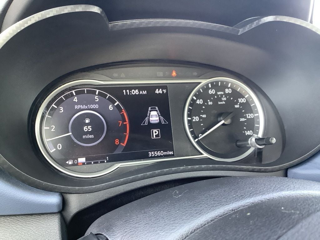 2024 Nissan Versa 1.6 SV