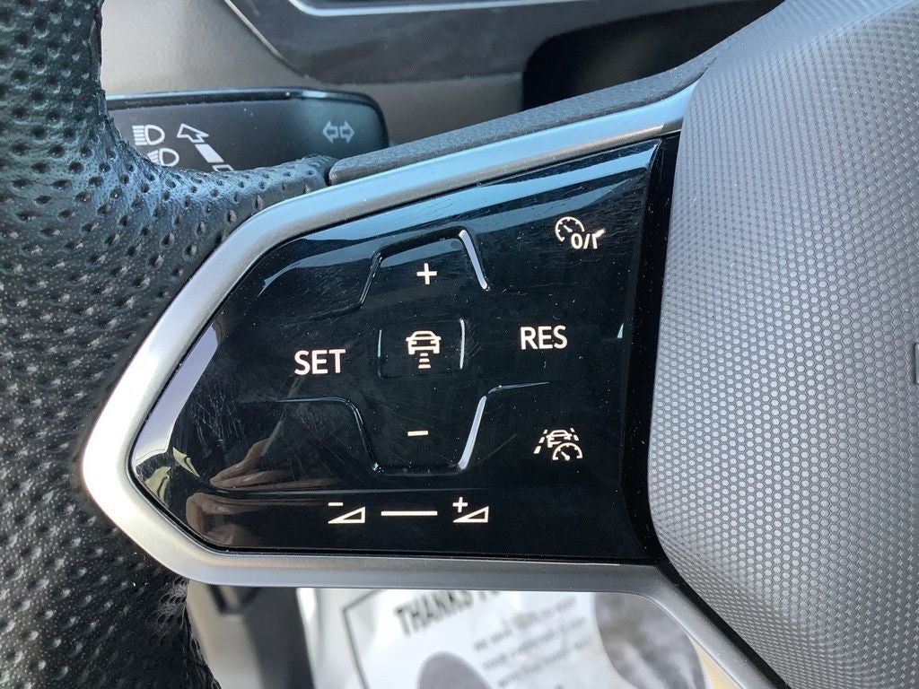 2024 Volkswagen Tiguan 2.0T SEL R-Line