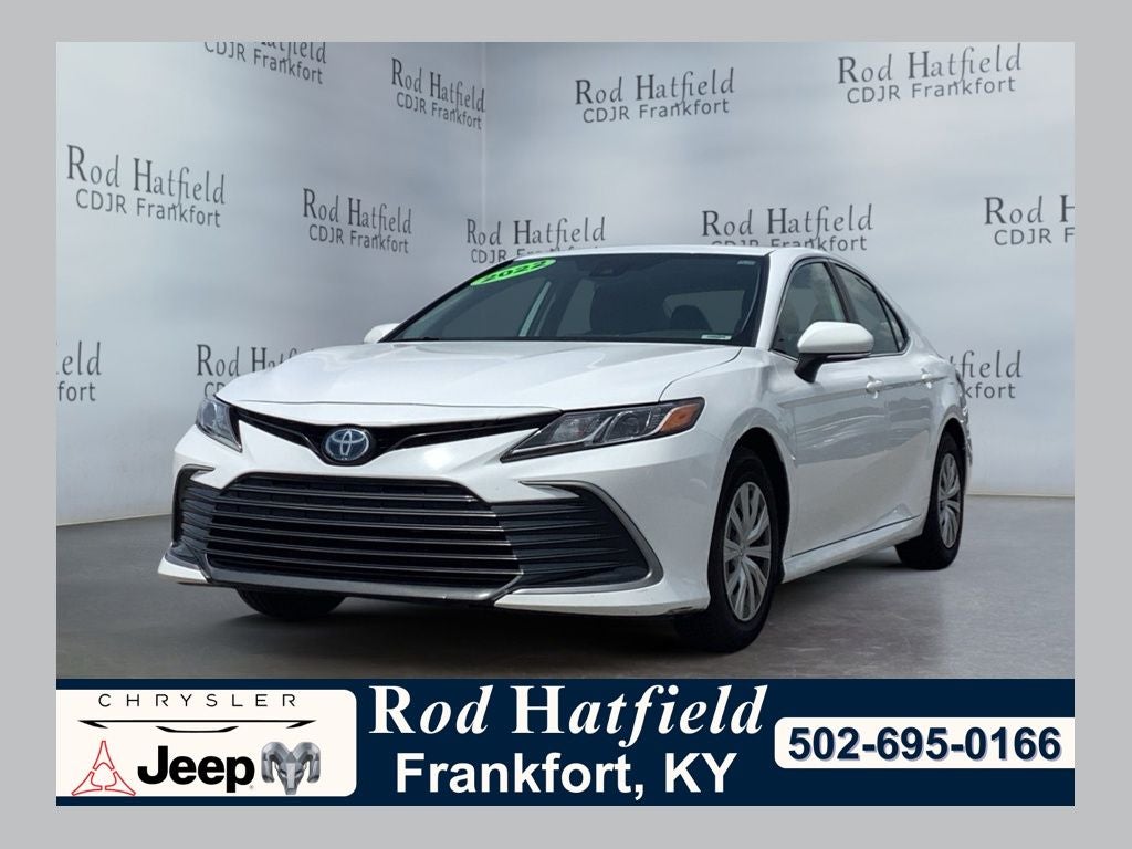 2022 Toyota Camry LE Hybrid