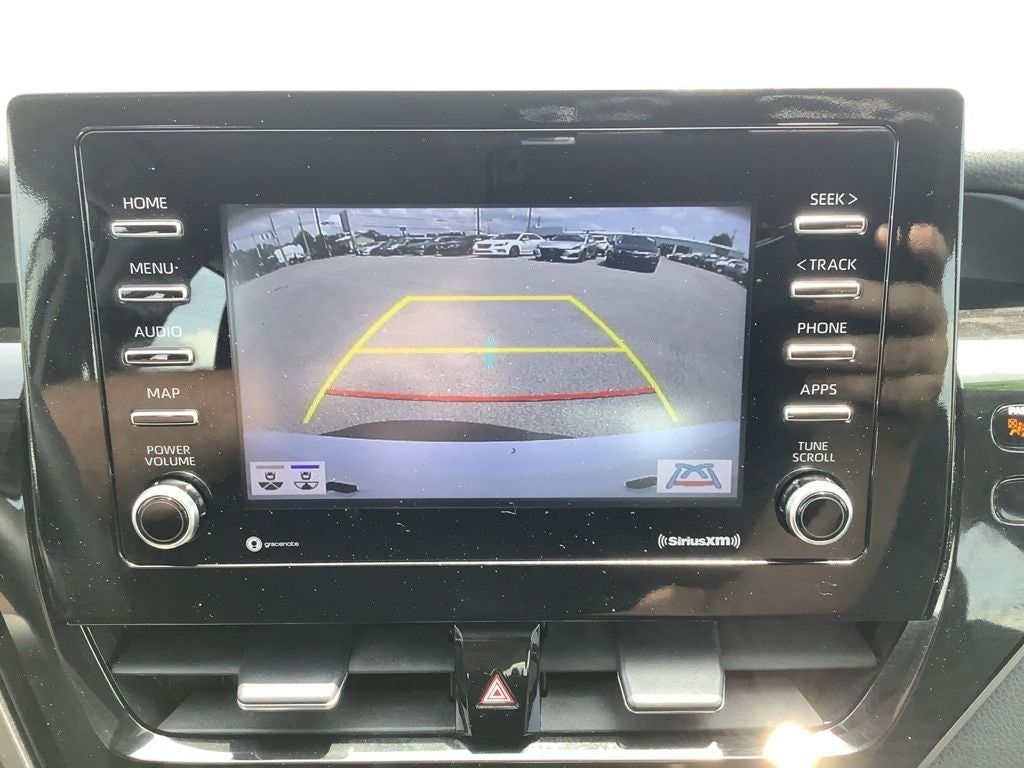 2022 Toyota Camry LE Hybrid