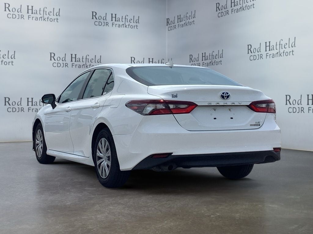 2022 Toyota Camry LE Hybrid