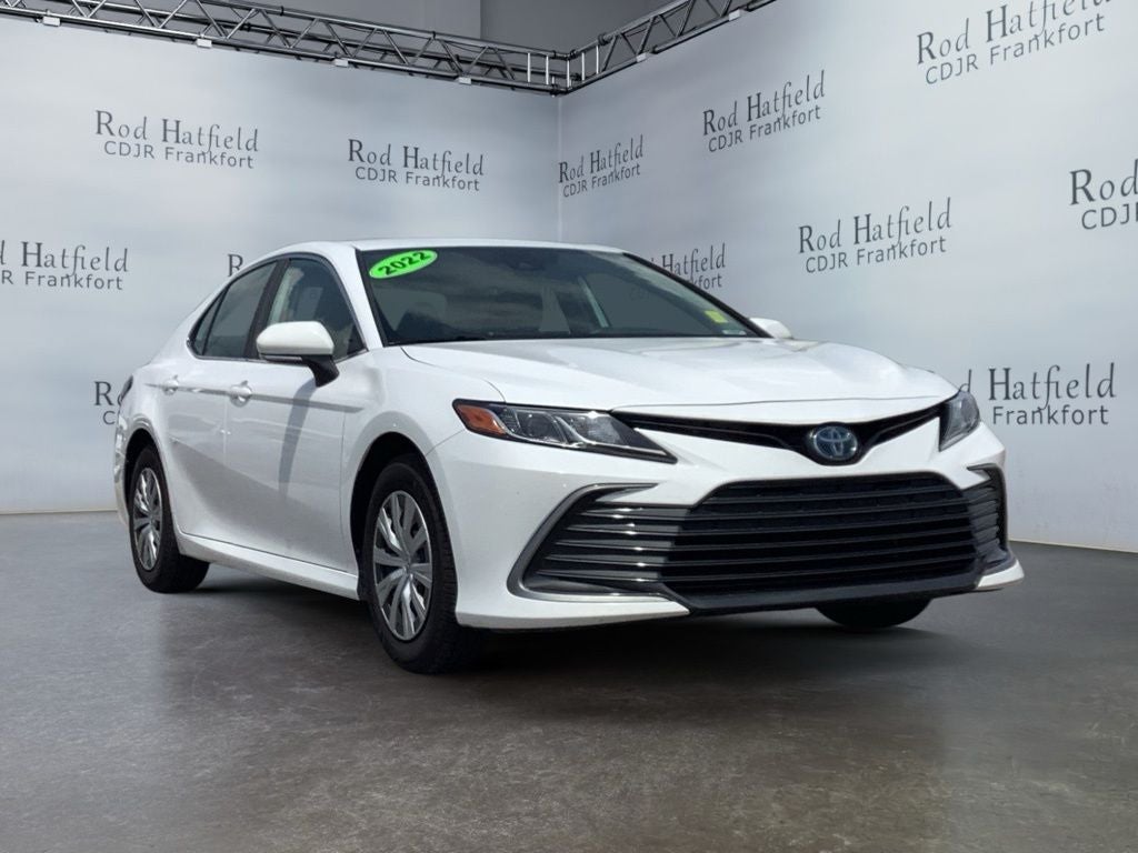 2022 Toyota Camry LE Hybrid