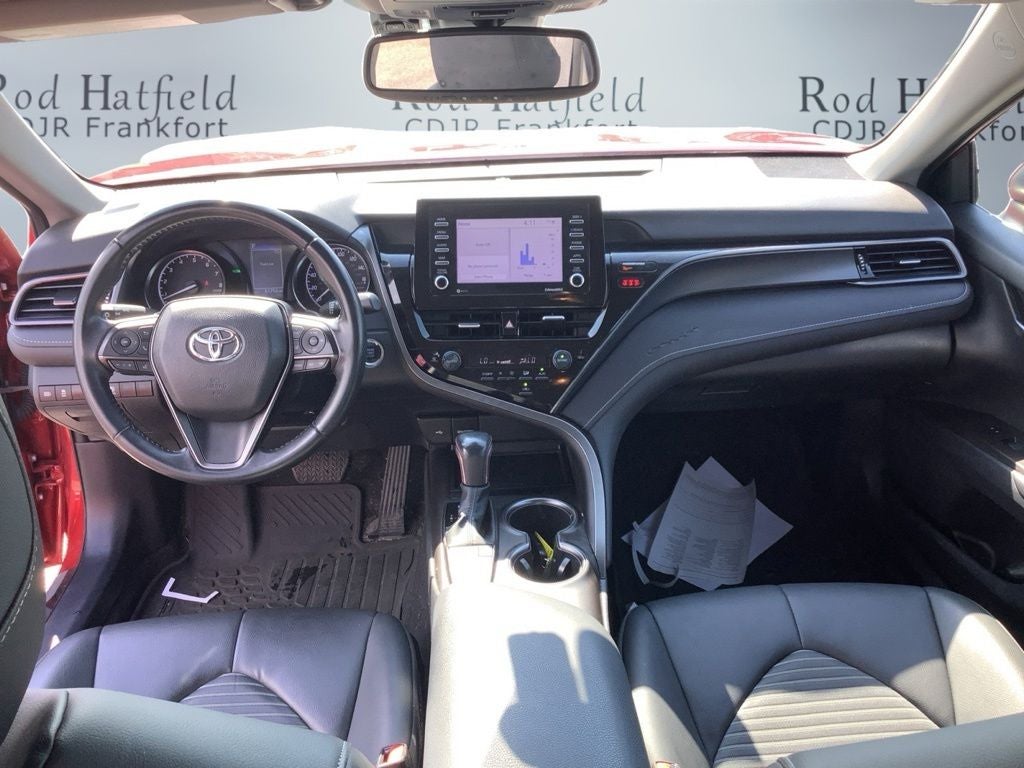 2022 Toyota Camry SE