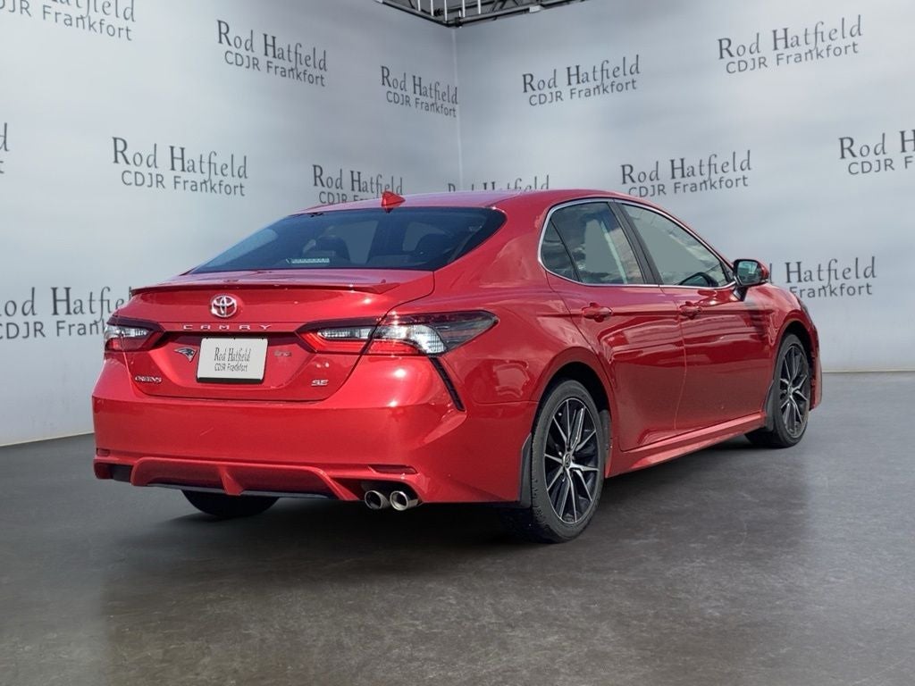 2022 Toyota Camry SE