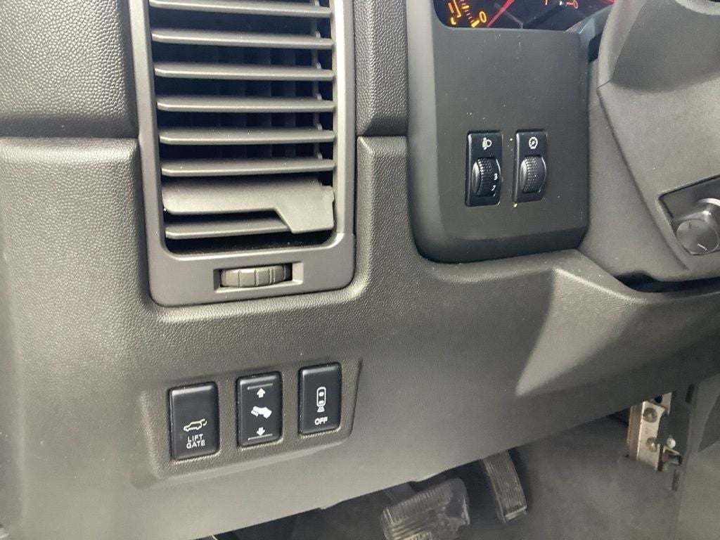 2006 INFINITI QX56 Base