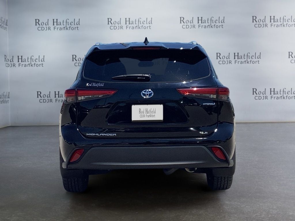 2023 Toyota Highlander Hybrid XLE