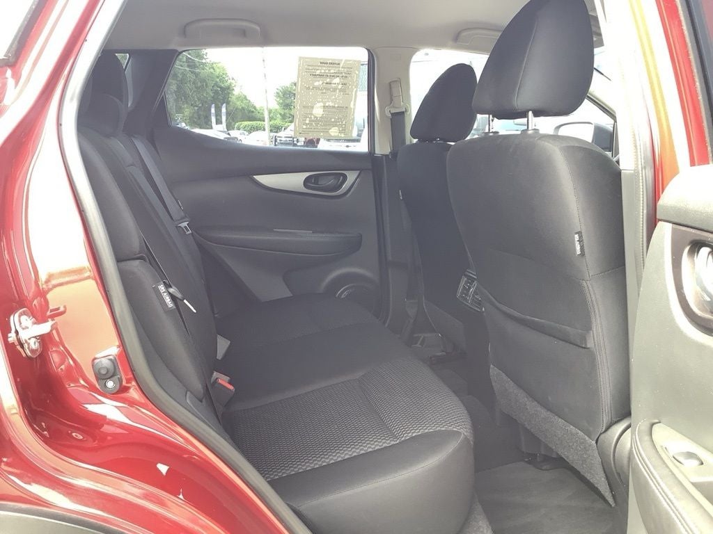2022 Nissan Rogue Sport S FWD Xtronic CVT