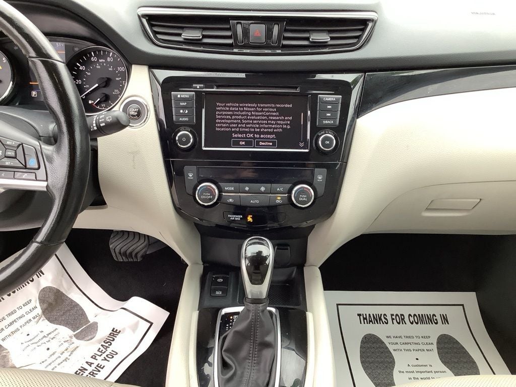 2022 Nissan Rogue Sport SL AWD Xtronic CVT