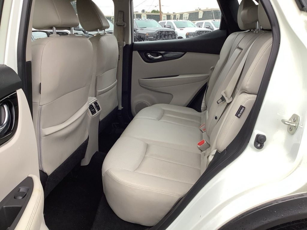 2022 Nissan Rogue Sport SL AWD Xtronic CVT