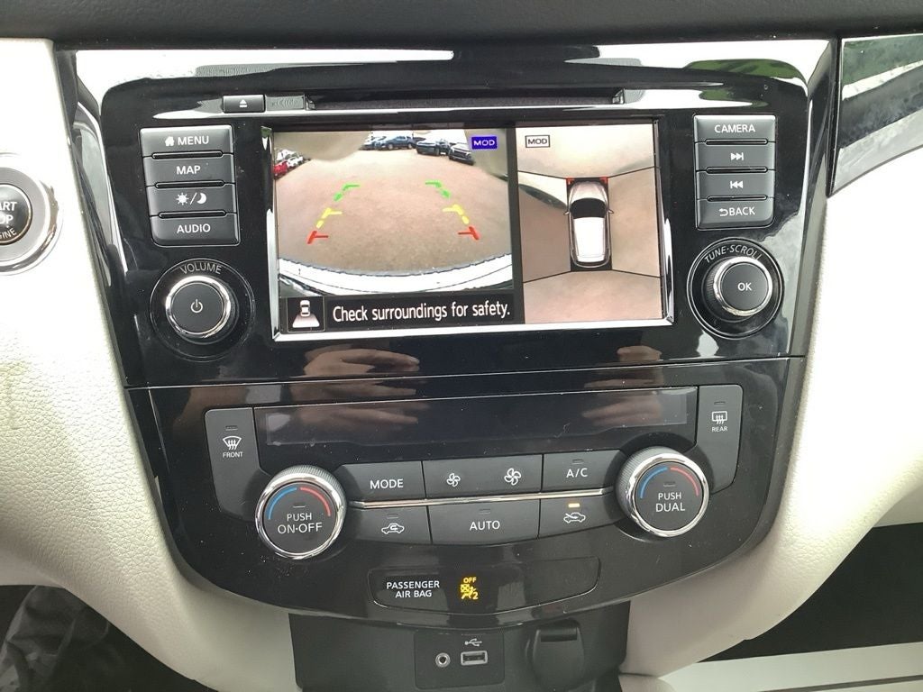 2022 Nissan Rogue Sport SL AWD Xtronic CVT