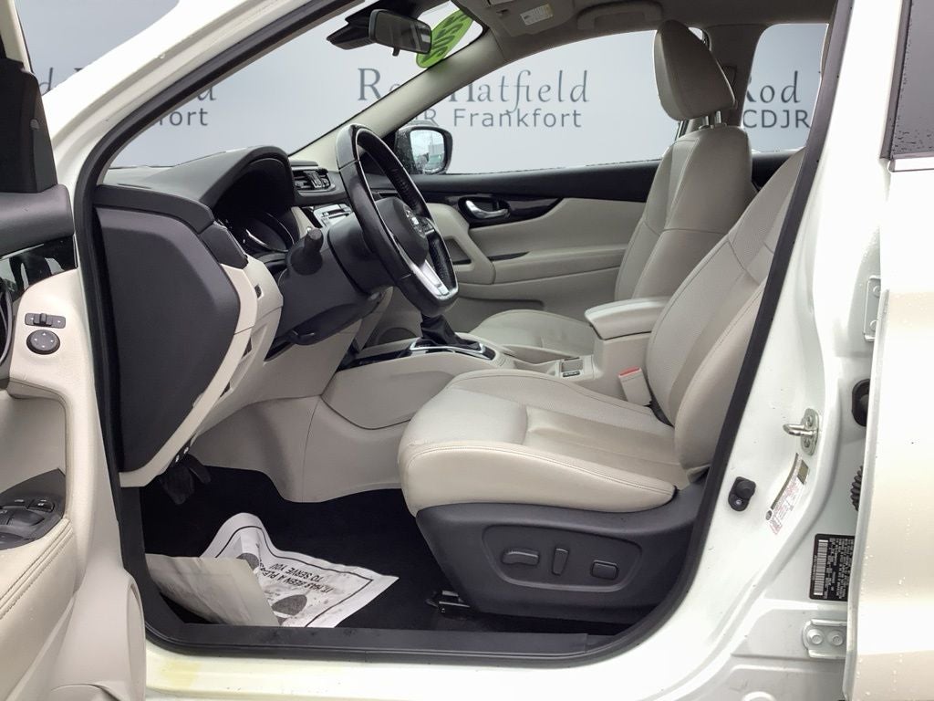 2022 Nissan Rogue Sport SL AWD Xtronic CVT