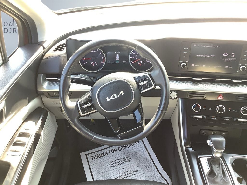 2024 Kia Carnival MPV LX Seat Package