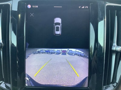 2023 Volvo XC60 B5 Plus Bright Theme